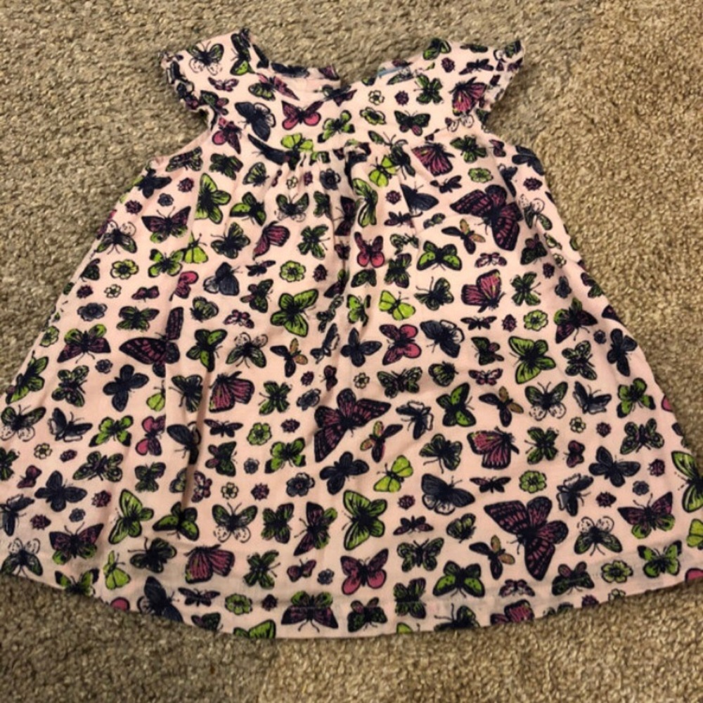 Beautiful baby gap butterfly dress